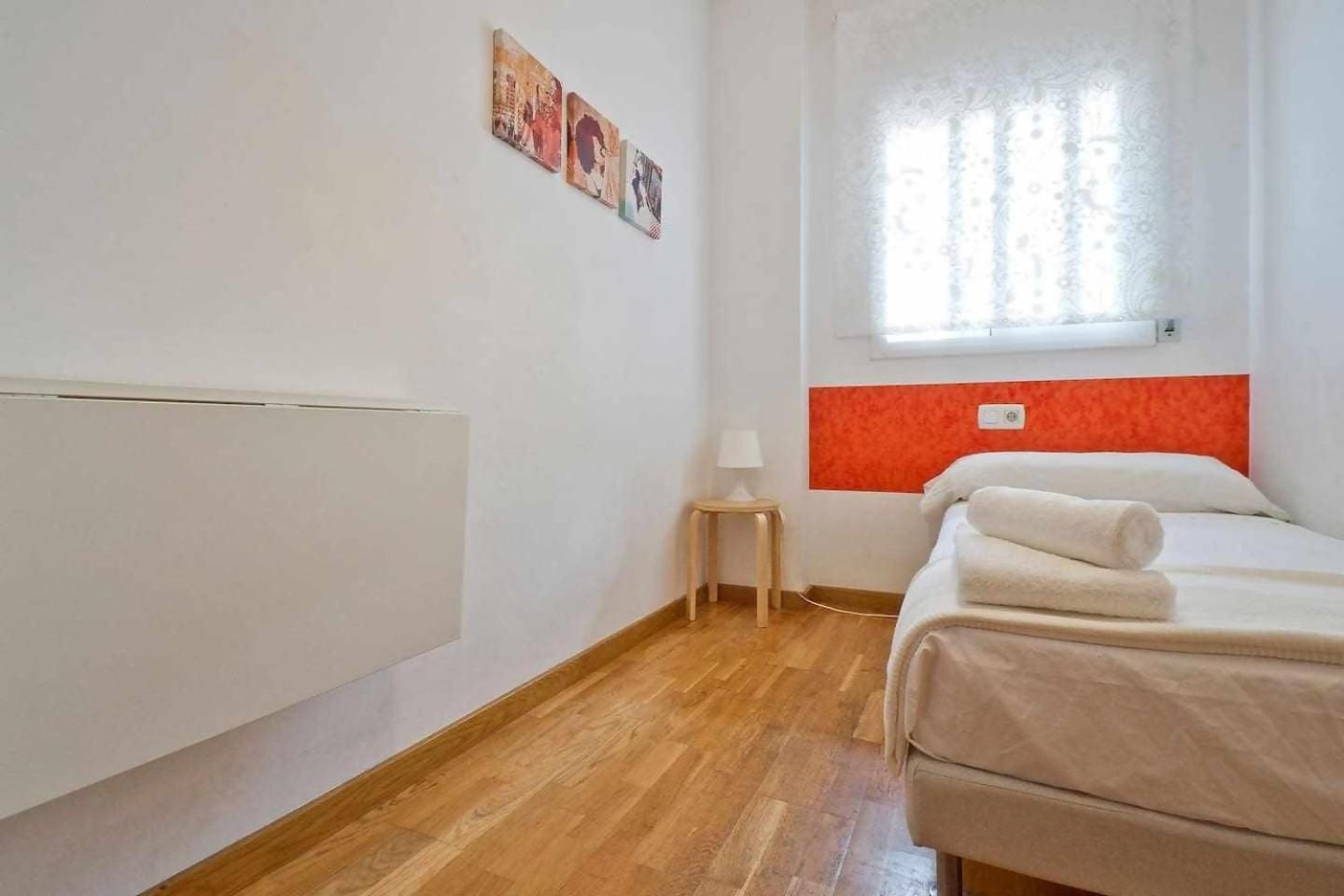 Comfortable 4 Rooms 2Bath W Balcony Барселона Екстер'єр фото