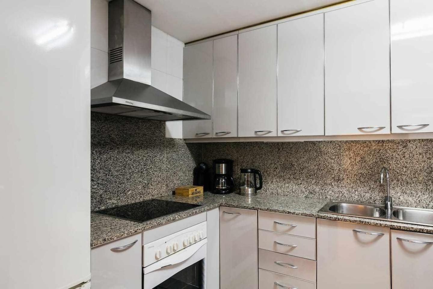 Comfortable 4 Rooms 2Bath W Balcony Барселона Екстер'єр фото