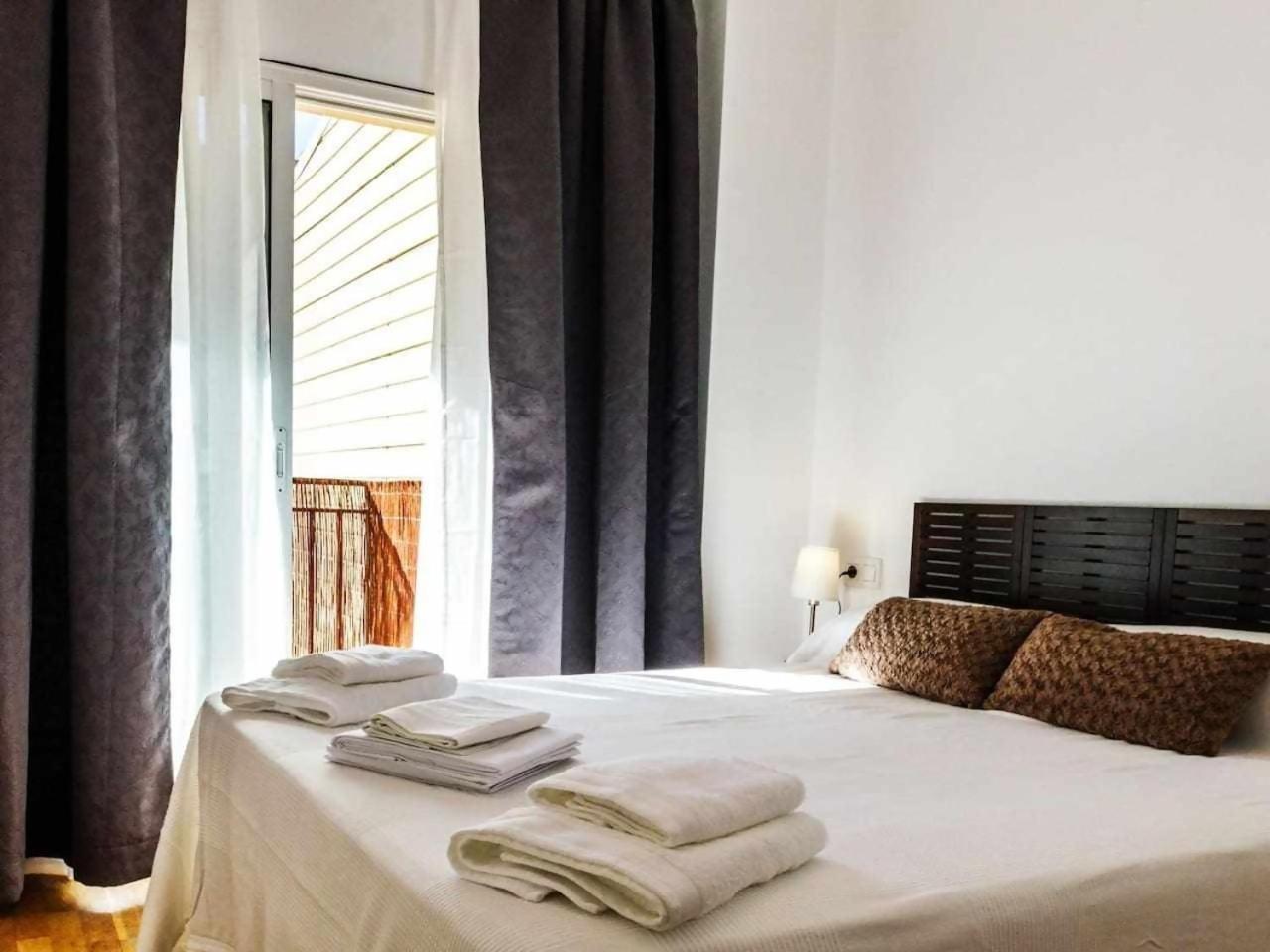 Comfortable 4 Rooms 2Bath W Balcony Барселона Екстер'єр фото